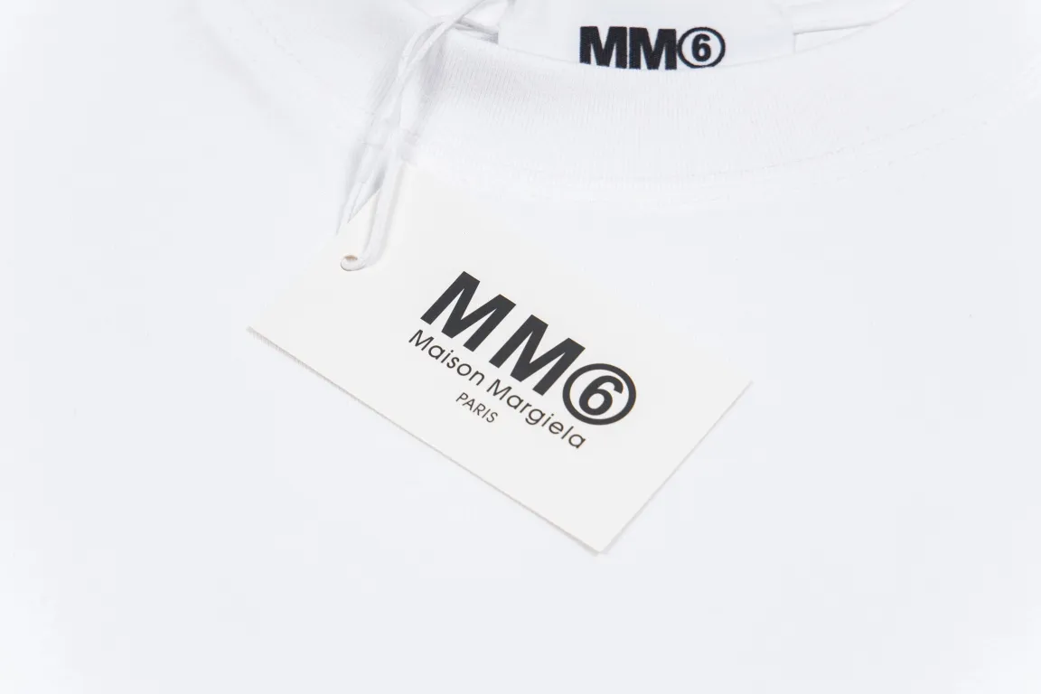 【MM 6*】 New Arrival T-shirt 260 Same Style 💯 XSSML
